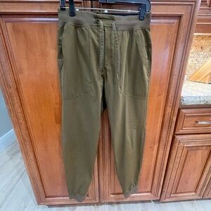 lululemon athletica Men's Khaki Joggers